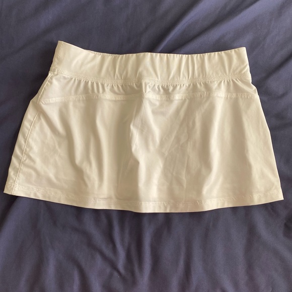 Adidas x Stella McCartney skirt - Picture 2 of 3